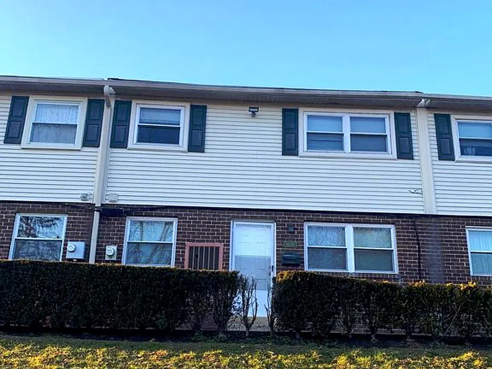 607 Edison Ave #607H