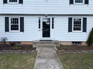 60 Riggs Ave, West Hartford, CT 06107