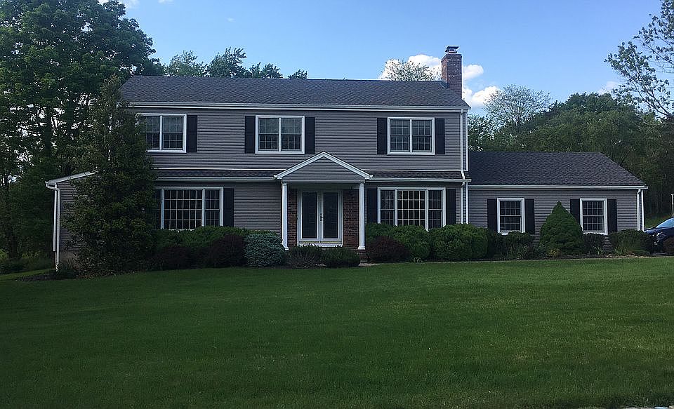2nd image of 281 Riverview Dr