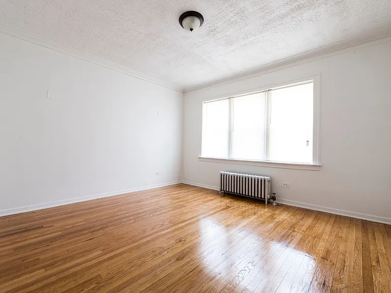 8101 S Drexel — Photo 35