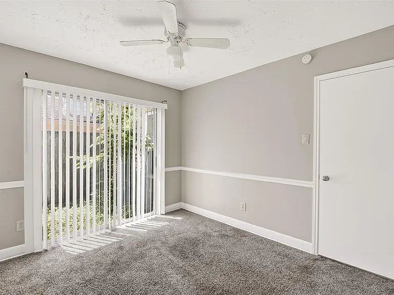 12403 Meadow Ridge Dr — Photo 30