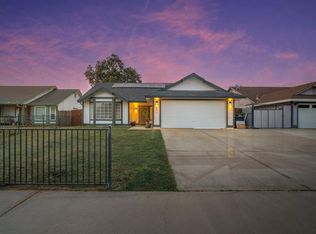 461 Silver Crest Cir, Rio Linda, CA 95673