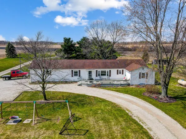 6122 Canyon Rd, Hebron, OH 43025