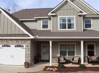 359 Frontier Cir, Auburn, AL 36832