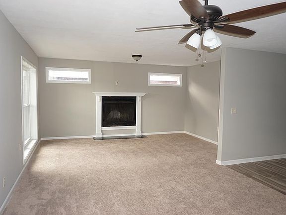 3rd image of 906 Pembrook Dr