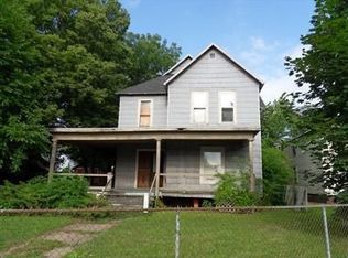 119 S 5th St, Niles, MI 49120