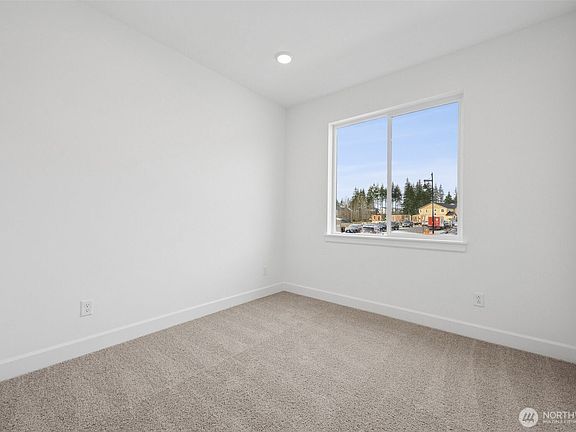 5th image of 14825 204th Avenue Ct E #576