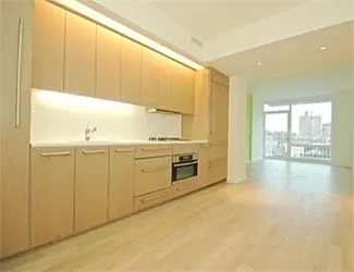 Rented by R New York