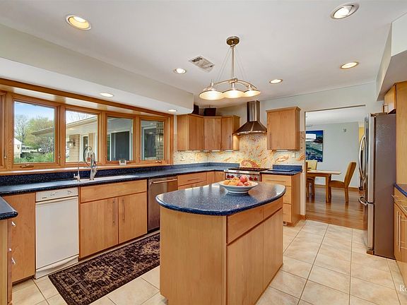 Panoramic views of your backyard from Kitchen