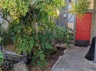 565 Woodbine Dr, San Rafael, CA 94903