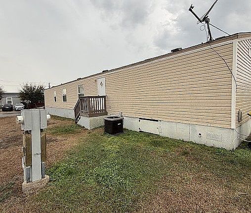 2nd image of 7151 Woodlake Pkwy Lot 278