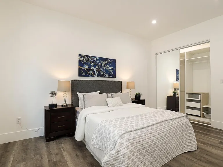 5202 Avenida Oriente — Photo 23