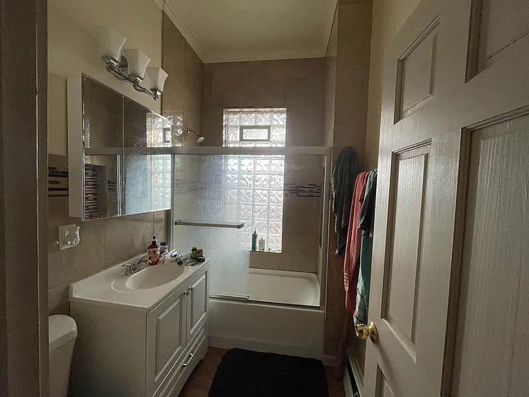 1305 N Milwaukee St — Photo 35