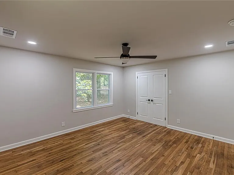 1624 Dodson Dr SW — Photo 31