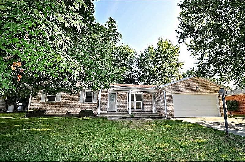 1st image of 478 W Lincoln Dr