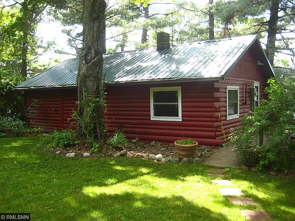 2nd image of 1941 E Little Blake Lake Ln