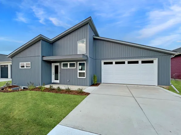 103 Lupine Ave, Poynette, WI 53955