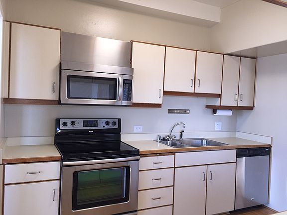 2nd image of 6363 Christie Ave APT 2807