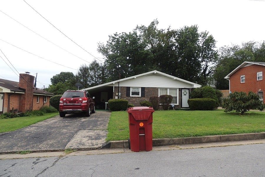 1st image of 613 Wendover Dr