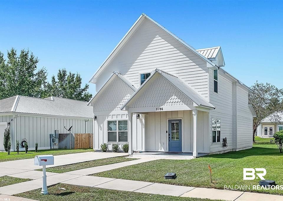 1st image of 8196 Carmel Cir