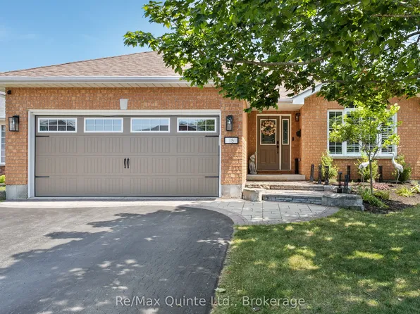15 Spruce Gdns, Belleville, ON K8N 5W3