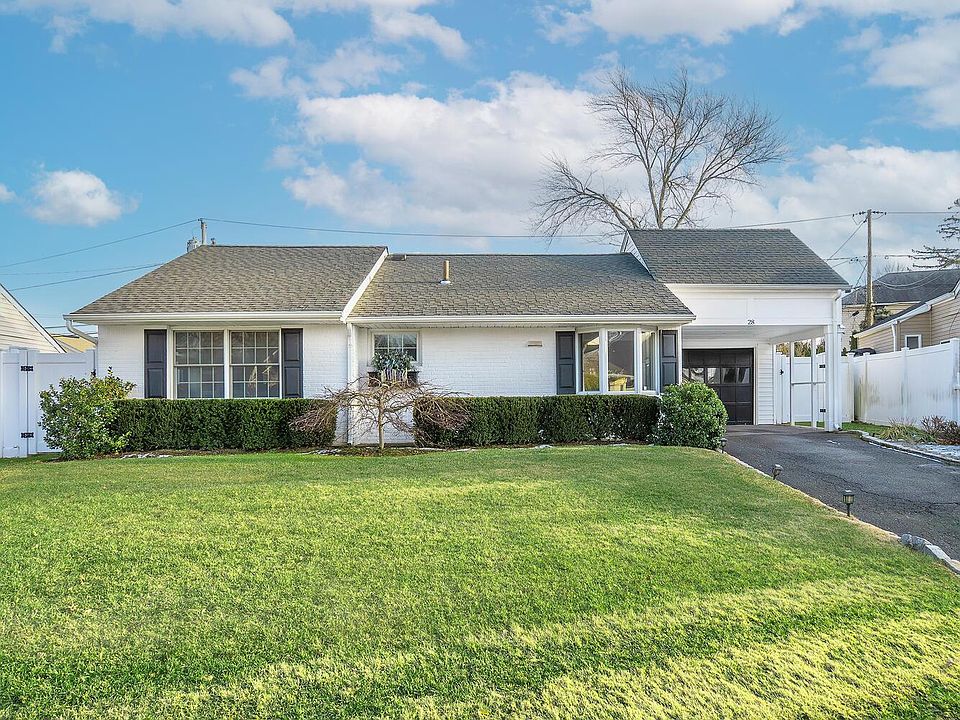1st image of 28 Southridge Drive