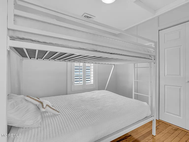 629 Redmond Ave — Photo 3