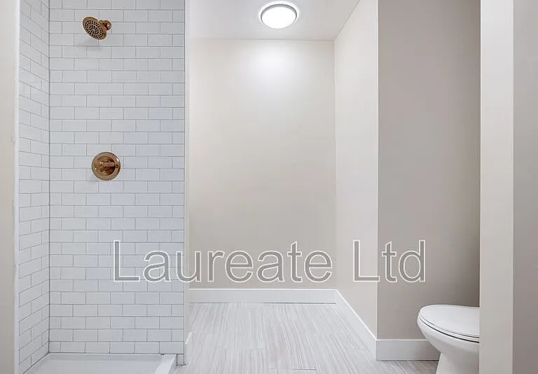 1126 N Lafayette St #5 — Photo 6