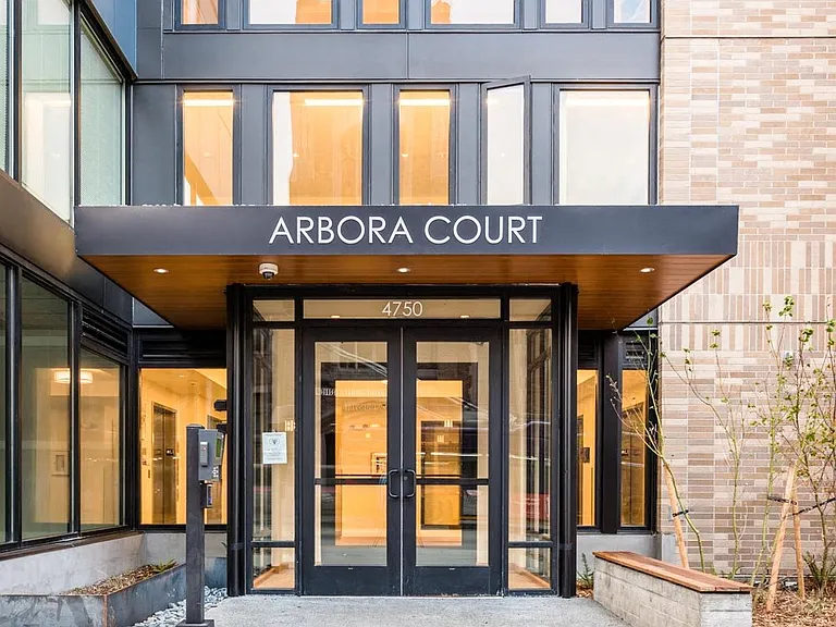 Arbora Court — Photo 25