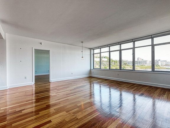 4th image of 8100 River Rd APT 313