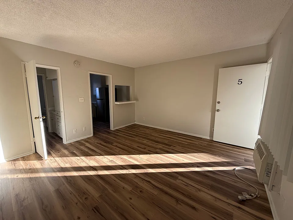 Saticoy Two Carriage House LLC