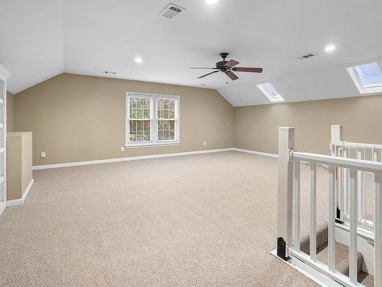 105 Walnut Ct — Photo 20