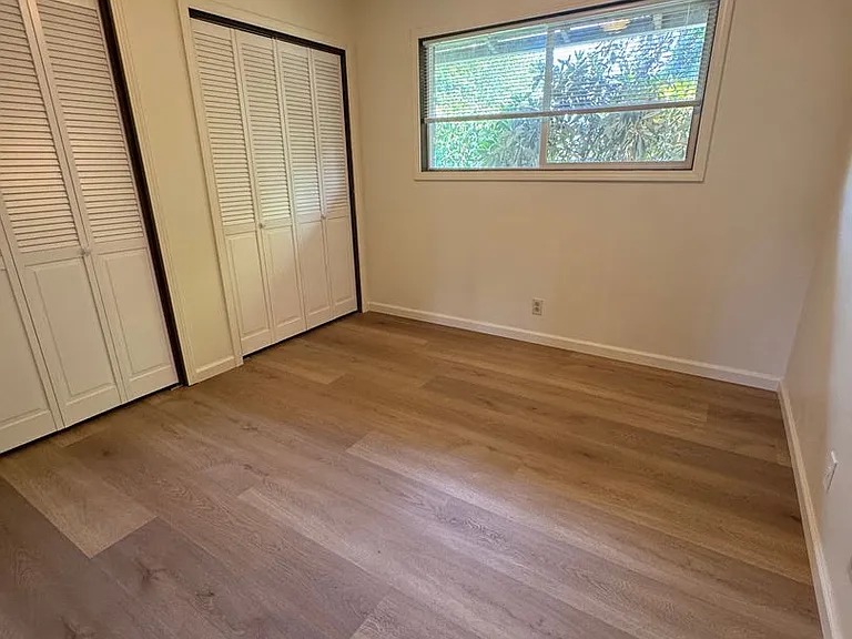 1152 Glenwood St — Photo 10