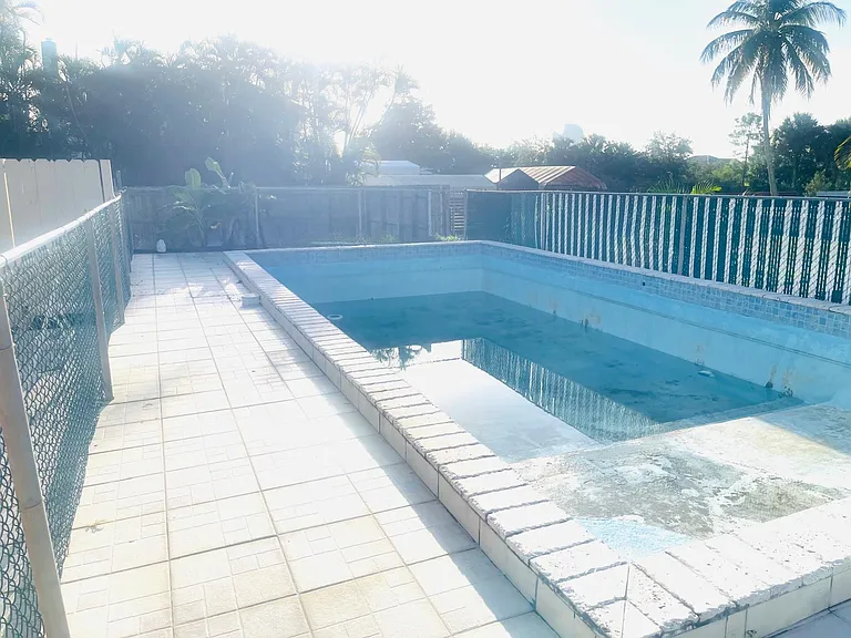 4850 SW 58th Avee — Photo 17