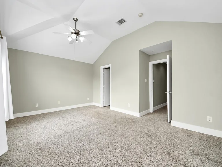 8715 Meadowcroft Dr #404 — Photo 17