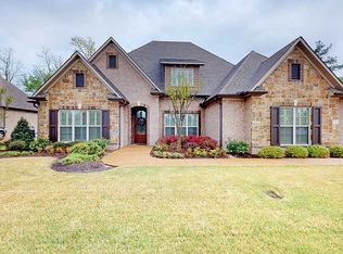 32 Rock Pointe Dr, Jackson, TN 38305
