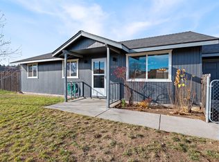 2123 SW 33rd St, Redmond, OR 97756