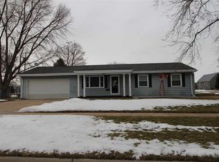 404 N 6th St, Pierce, NE 68767