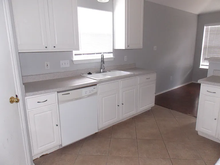 7105 Pappus Ct — Photo 3