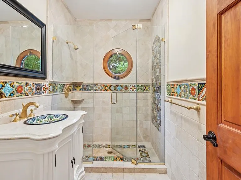 13 Seatuck Ln — Photo 21