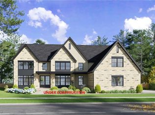 2816 Rocky Ridge Dr, Westlake, OH