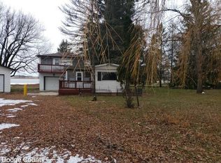 N9649 Northern Shrs, Fox Lake, WI 53933