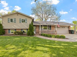 2723 Calmer Dr, Joliet, IL 60433