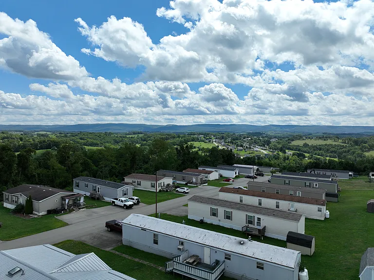 Hillside Estates — Photo 6