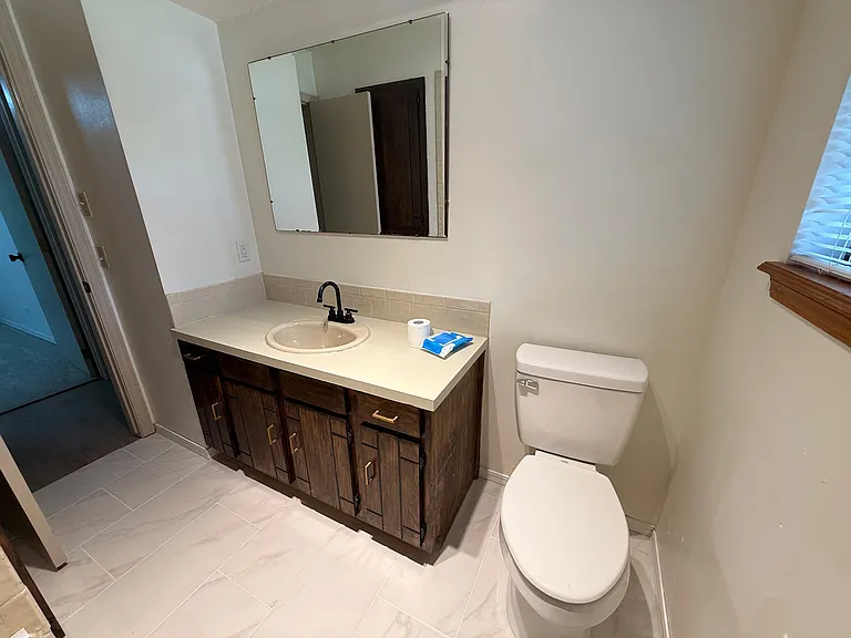2729 Constitution Ave — Photo 11