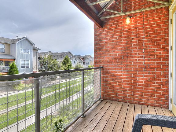 4th image of 84 N Spruce St Unit 304
