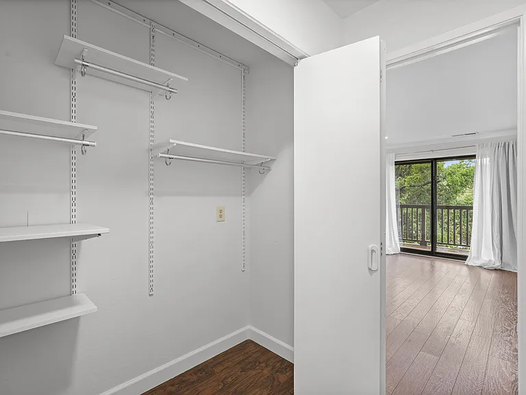 14613 Oak St — Photo 10