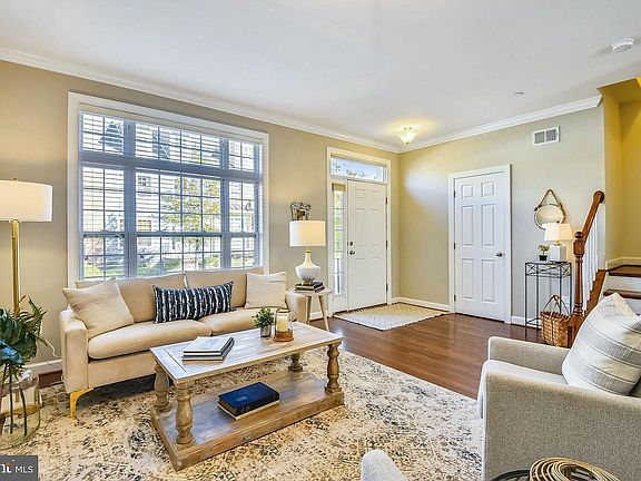 5th image of 106 Carraway Ln