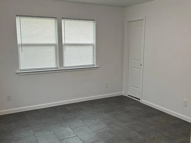 1110 Gibbs St #101 — Photo 14