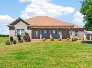 605 Walter Meadows Rd, Randleman, NC 27317